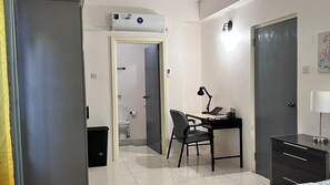 Handtücher, Seife, Shampoo, Toilettenpapier