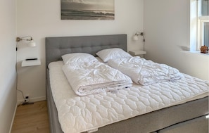 2 bedrooms, iron/ironing board, free WiFi - Gorgeous apartment in Skagen with WiFi (Skagen)