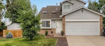 Freshly remodeled 4 bdrm home for up to 8 guests