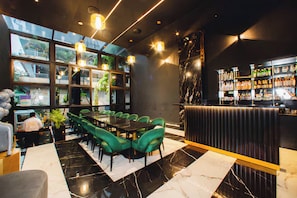 Bar (en la propiedad)