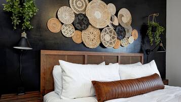 1 bedroom, desk, iron/ironing board, free WiFi