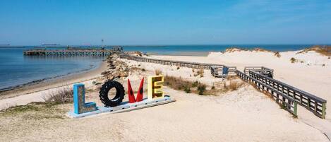 Beach nearby, sun-loungers, beach towels
