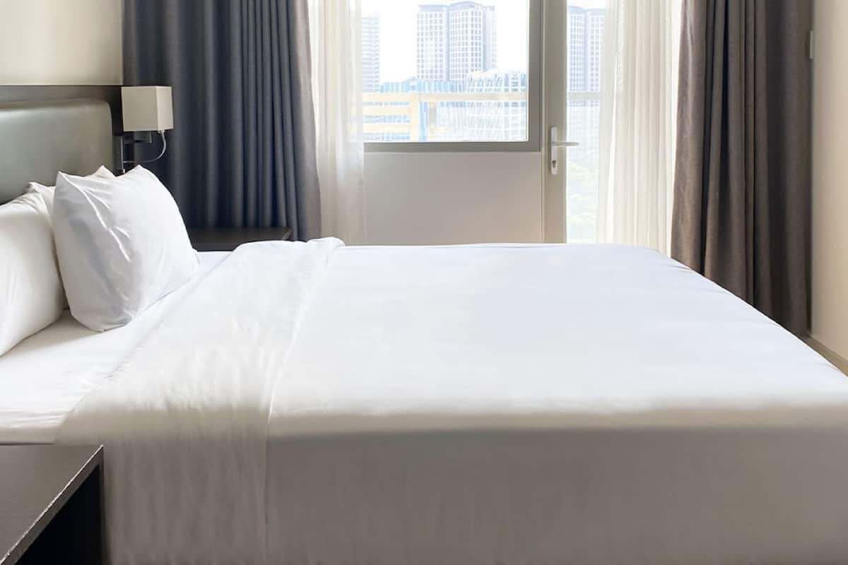 Habitació Deluxe | Roba de llit hipoal·lergògena, mobiliari individual i escriptori