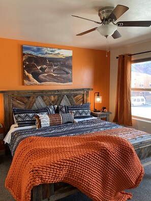 2 bedrooms, WiFi, bed sheets - Modern townhouse by Moab+Arches (Moab)
