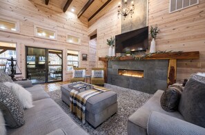 TV connectée, cheminée