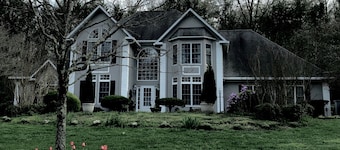 Executive Mountain Estate in Exclusive Brookwood Beautifully Furnished/Decorated