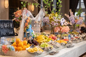 Café da manhã com buffet todos os dias (CNY 120 por pessoa) 