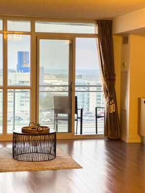 City Condo | City view - Harbourfront 2 Bed Suites (Toronto)