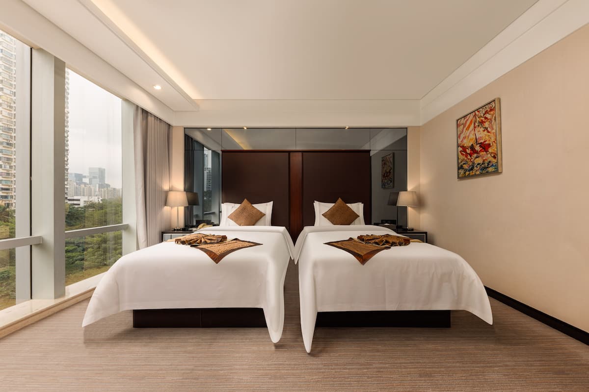 Deluxe Twin Room | Down comforters, free WiFi
