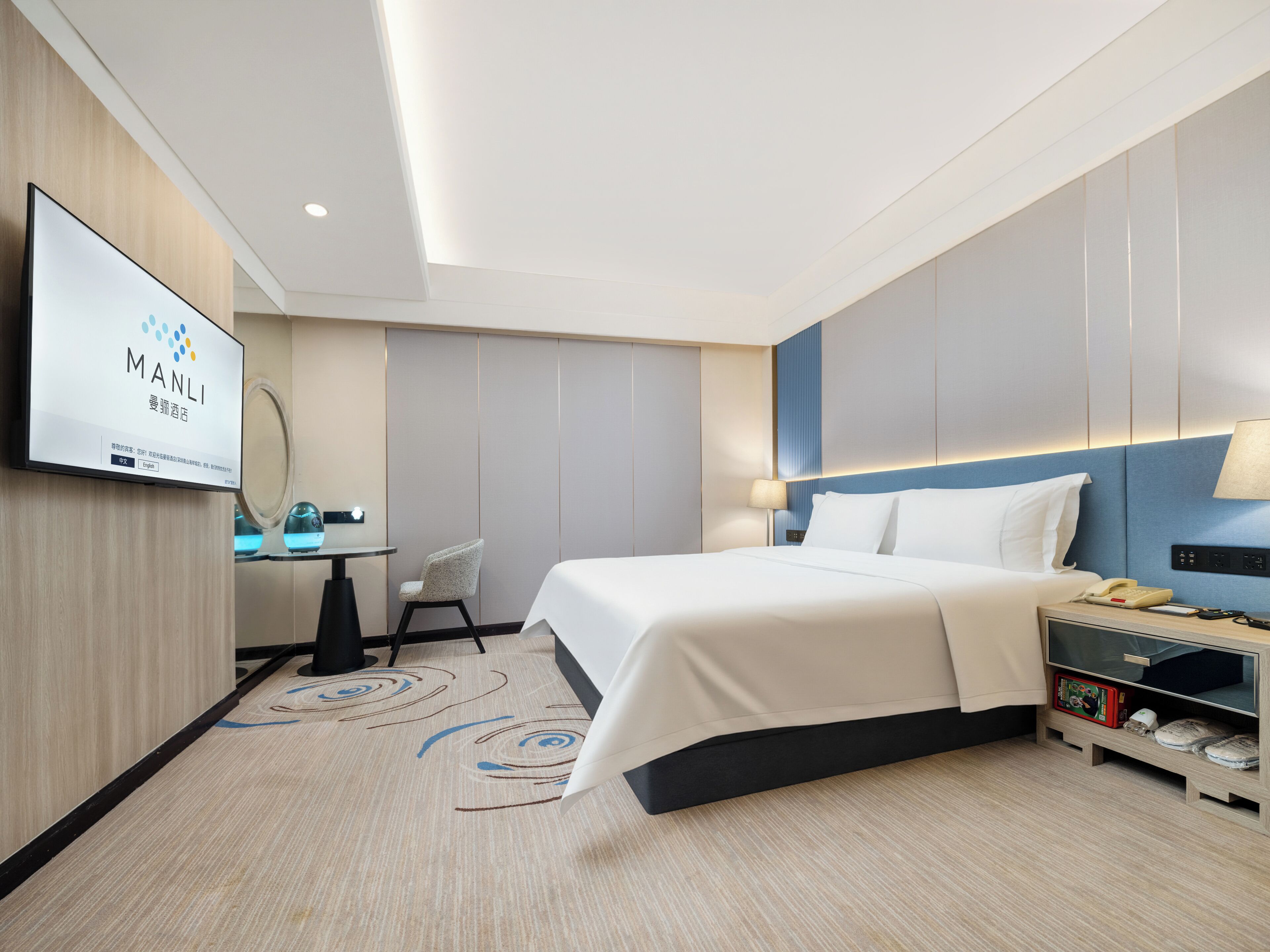 Room | Down duvets, free WiFi