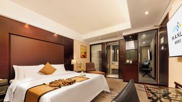 Down comforters, free WiFi