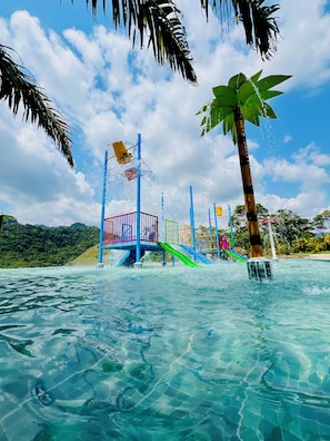 3 outdoor pools