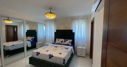 Luxury near the monumento in Santiago