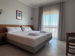 1 quarto, ferros/tábuas de passar roupa, Wi-Fi, roupa de cama