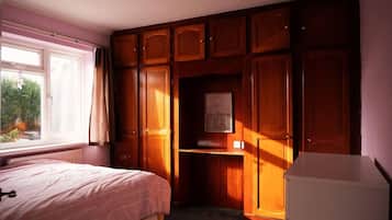 3 makuuhuonetta, Wi-Fi, vuodevaatteet