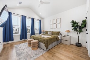 2 Schlafzimmer, Bügeleisen/Bügelbrett, Reisekinderbett, Internetzugang