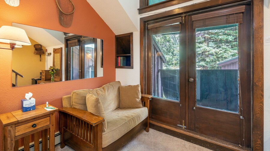 Manitou Lodge 8 Hotel Room by Alpine Lodging Telluride