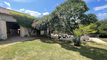 Enceinte de lâhĂ©bergement