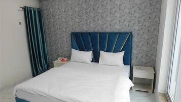 Phòng Executive | Bàn ủi/dụng cụ ủi quần áo