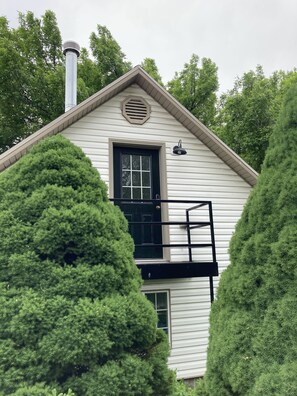 Exterior - Park-like setting near river, trails, hot springs and so much more! (Hagerman)