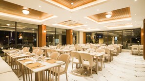 Restaurant - Antique Regency (Kanthi)