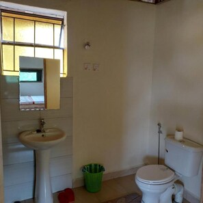 Single Room | Bathroom