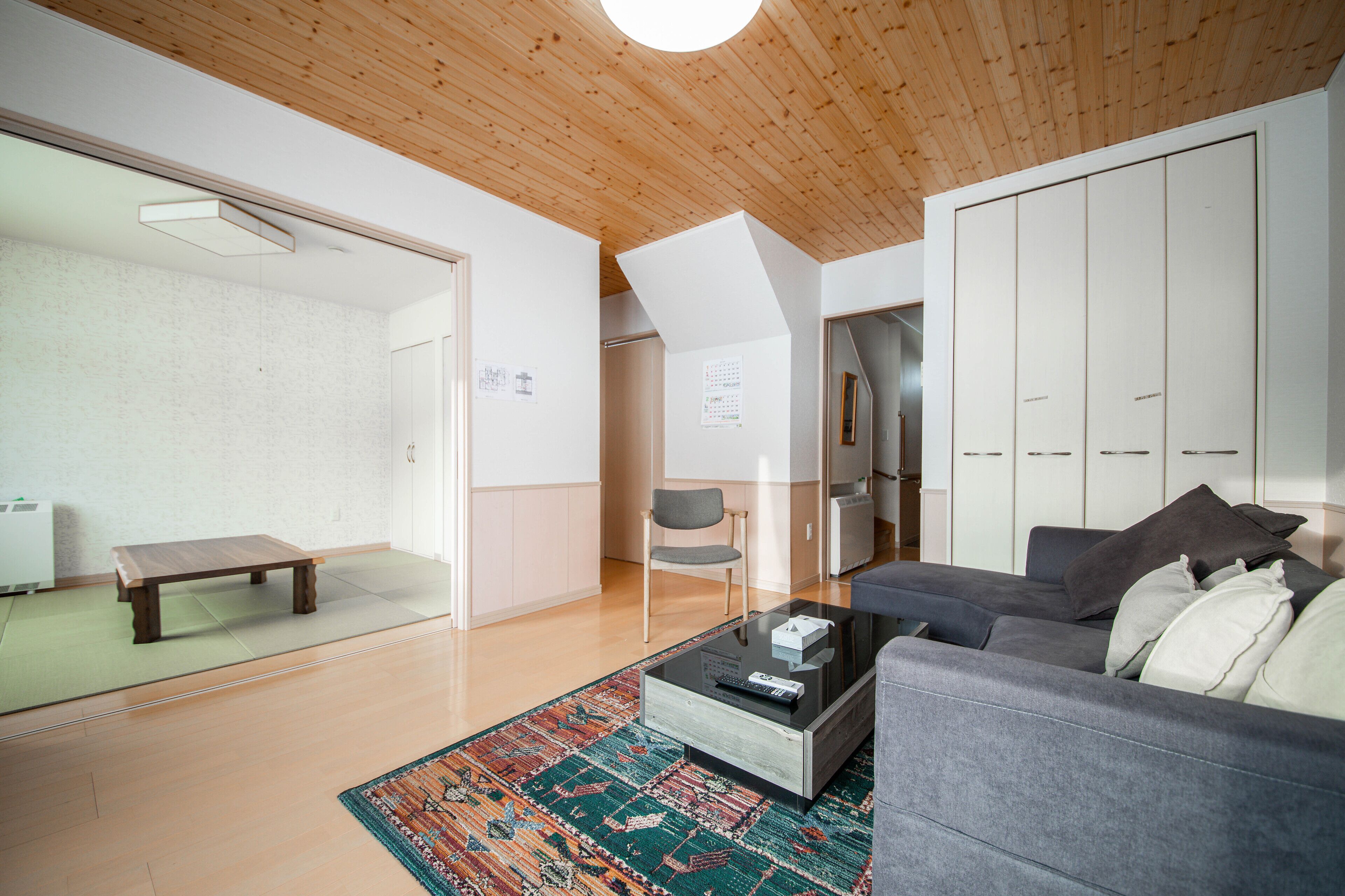 Lägenhet Basic | Vardagsrum | Platt-tv