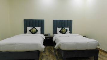 Twin Room | Iron/ironing board