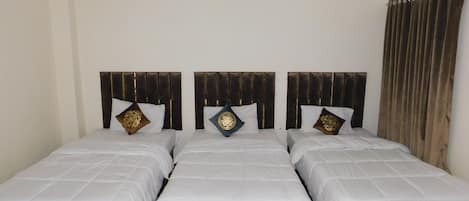 三人房 | 熨斗/熨板