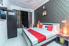 Deluxe Room | Free WiFi