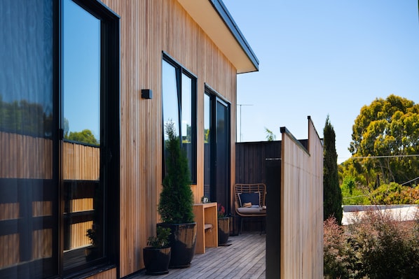 Terrace/patio - New Luxurious One Bedroom House (Daylesford)