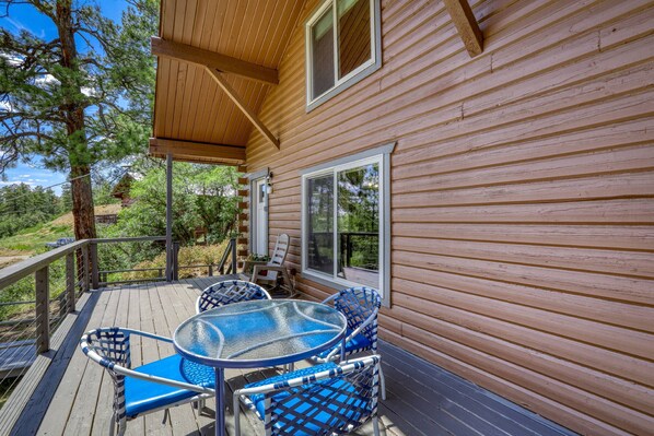 Unclassified image, 1 of 50, button