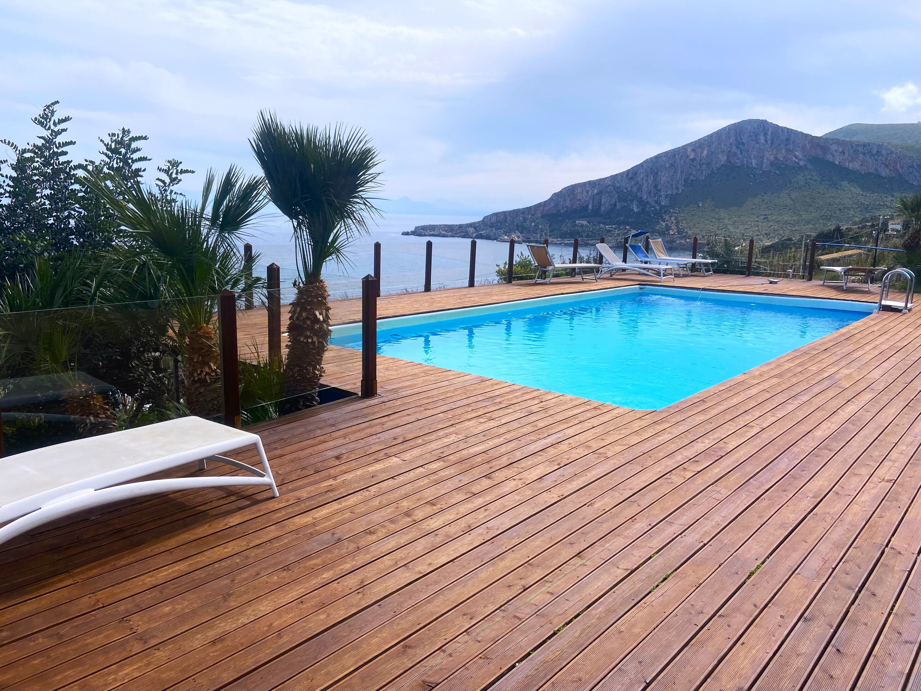 Piscine extérieure, piscine chauffée