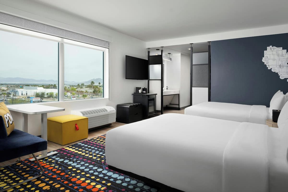 Premium bedding, in-room safe, desk, blackout drapes