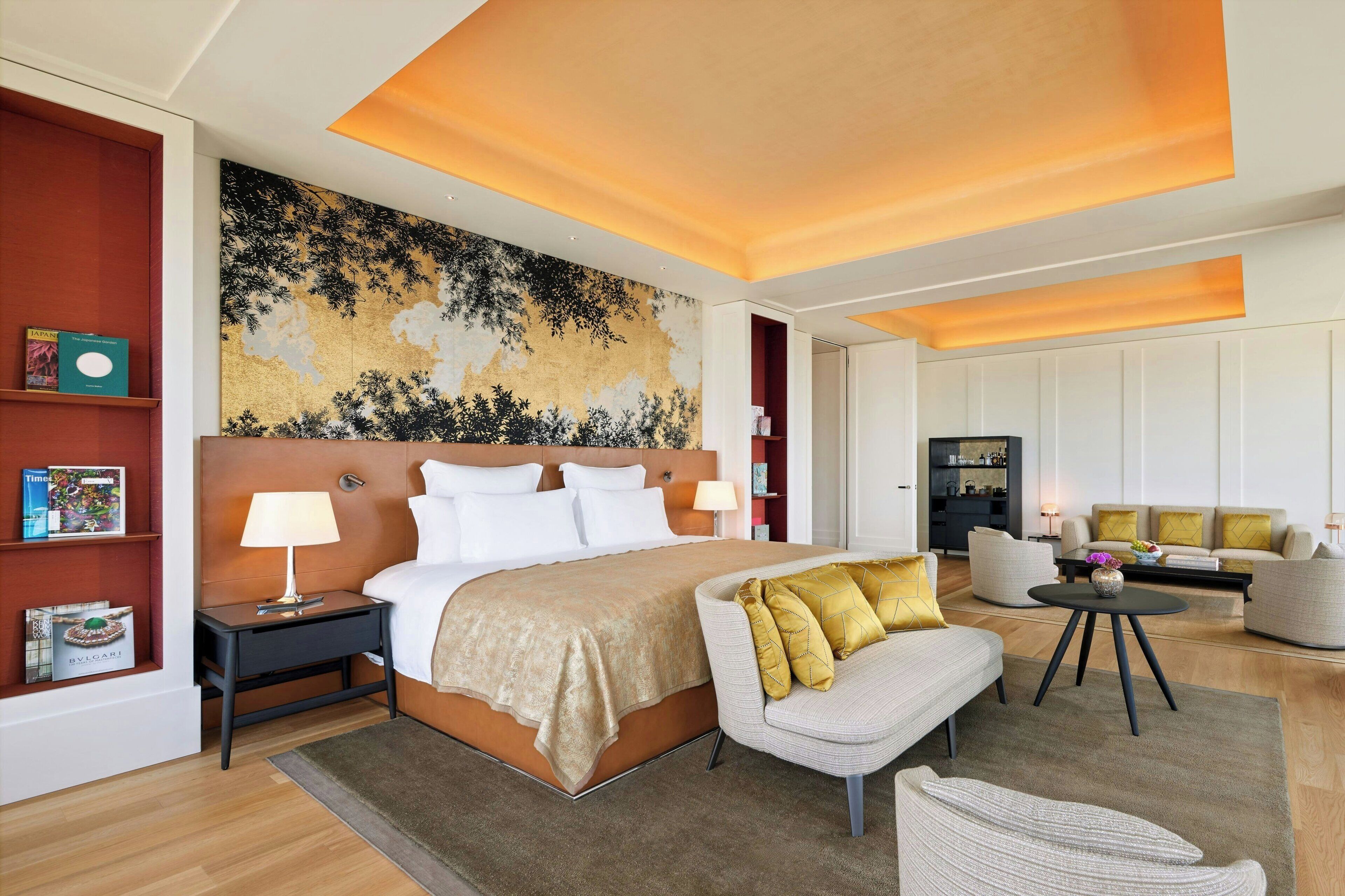 Minibar, desk, soundproofing, free cribs/infant beds