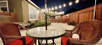 Large New Modern Guest House + Laundry + Garden