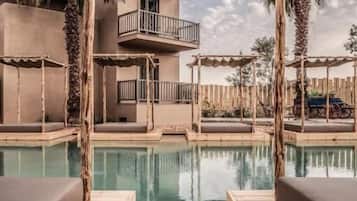 Seasonal outdoor pool