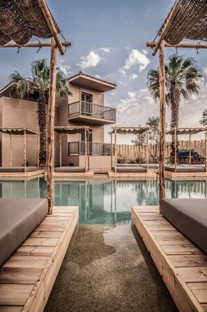 Seasonal outdoor pool - Doryssa Boutique Hotel (Samos)