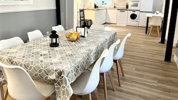 Dineren