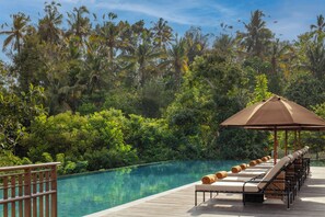2 outdoor pools, pool umbrellas, pool loungers - Anantara Ubud Bali Resort (Payangan)