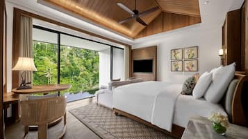 1 bedroom, minibar, in-room safe, individually decorated