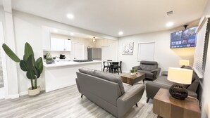 Living area - New 3 BR, Gated Parking, Sleep 8, Walk to BLVD (Lancaster)