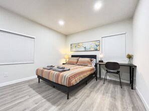 3 bedrooms, WiFi, bed sheets