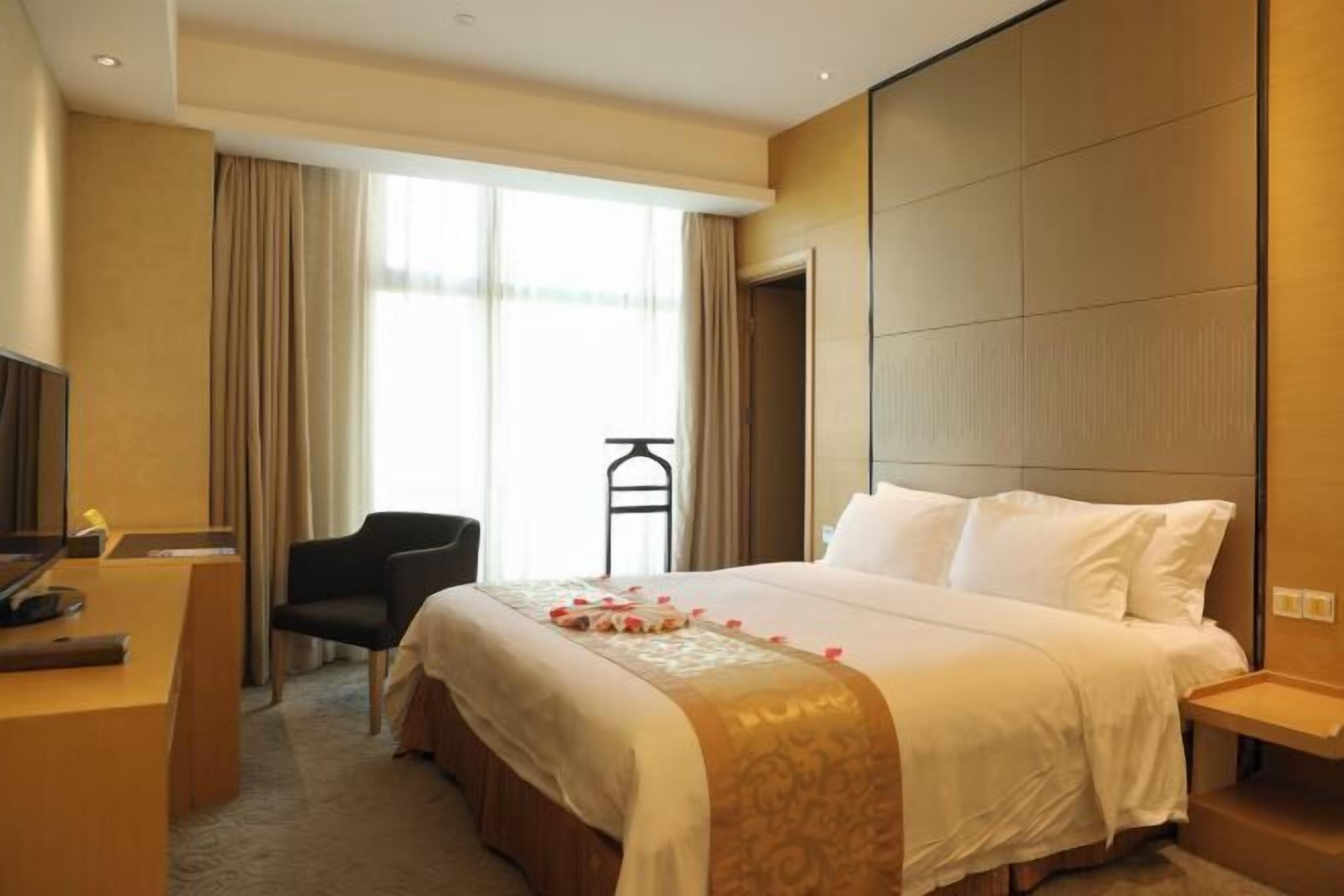 In-room safe, blackout curtains, iron/ironing board, free WiFi