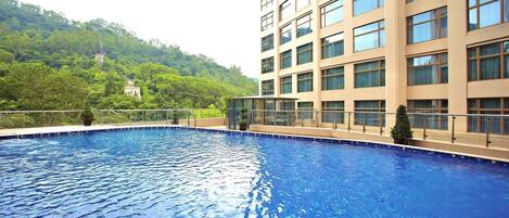 Seasonal outdoor pool