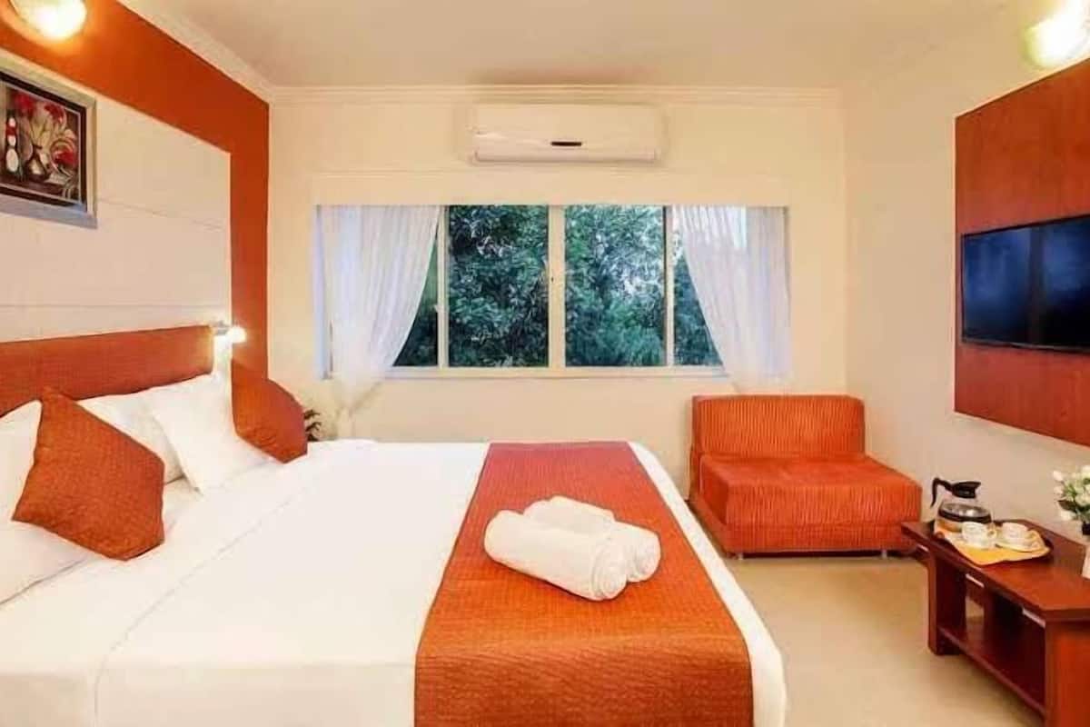 Quartos à prova de som, Wi-Fi de cortesia, roupa de cama