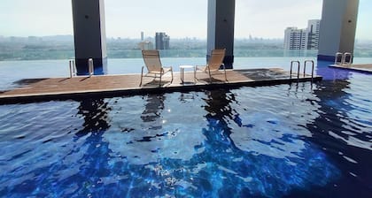 Executive Azure Next to New World Hotel
