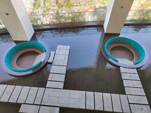 Courtyard view - Executive Azure Next to New World Hotel (Petaling Jaya)