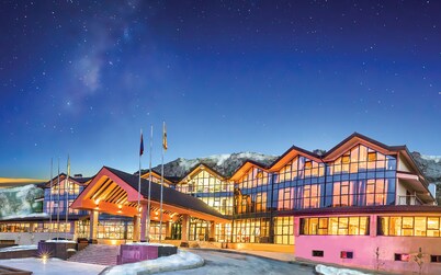 Resort World Terelj Hotel