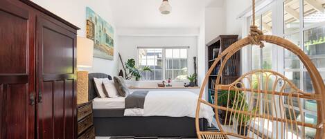4 Schlafzimmer, BĂŒgeleisen/BĂŒgelbrett, Reisekinderbett, kostenloses WLAN
